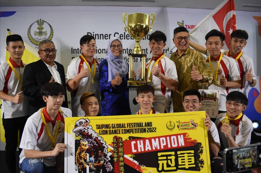 新加坡艺威体育会B队技冠群雄，在“2022年太平国际舞狮锦标赛”中勇登国际赛冠军宝座。