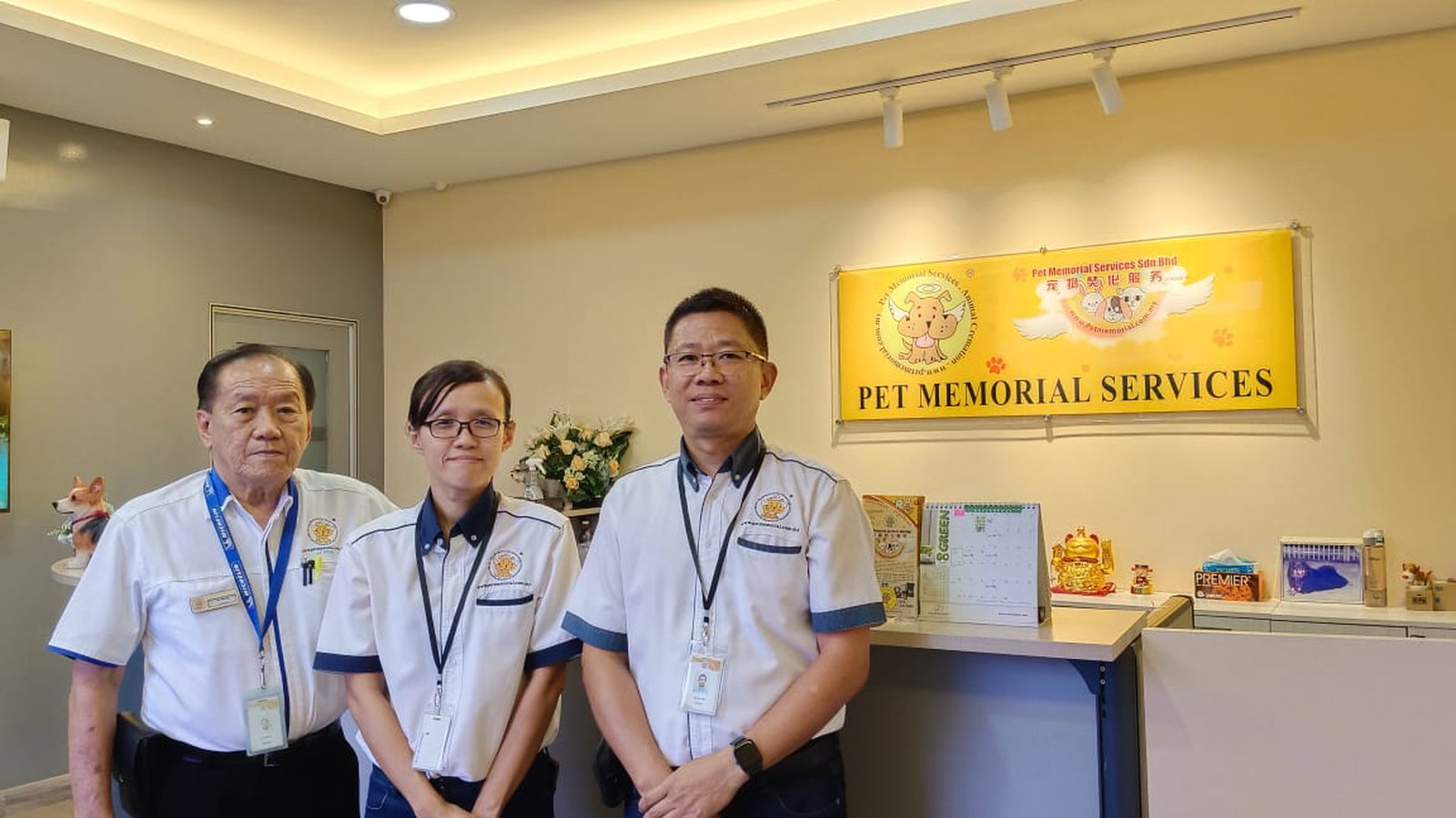 图为Pet Memorial经理王禄发（左起）、Pet Memorial执行总监王莉珊和Pet Memorial 宠物焚化服务创办兼总监许家祥。