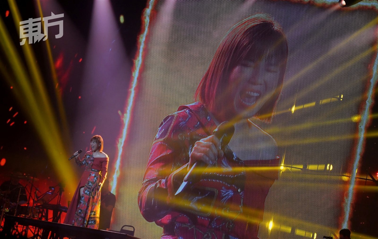 李佳薇飙唱成名曲《煎熬》。