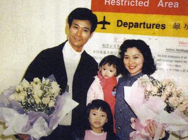 郑少秋和台湾女星官晶华婚后生下2个女儿（图取自网络）