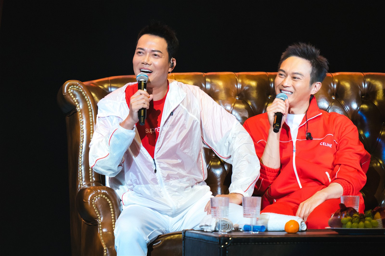 哥哥们大聊各自在TVB拍过的港剧和作品。