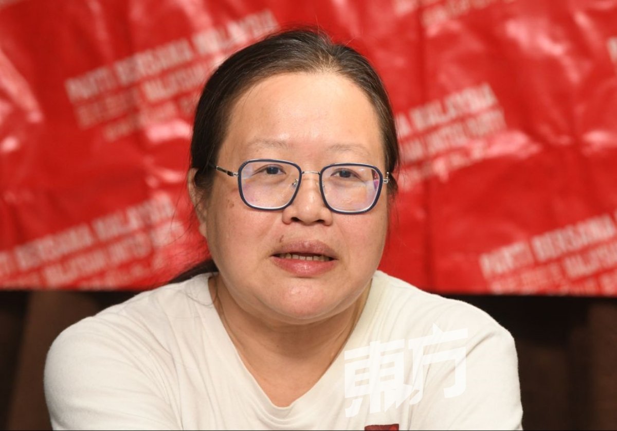 杨辰昕指出，她于疫情期间一直询问该名民防部队成员何时开始给她与朋友培训时，却没有任何消息。