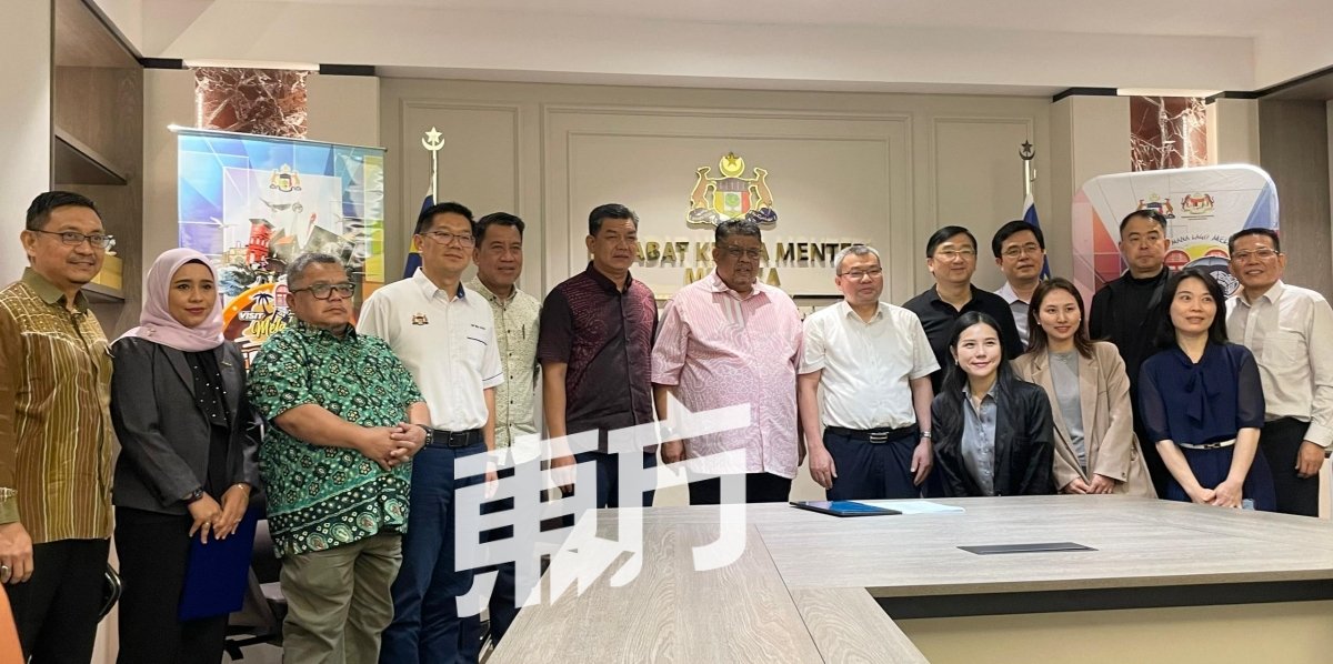 甲州政府代表接待中国湖南广播影视集团访问团。