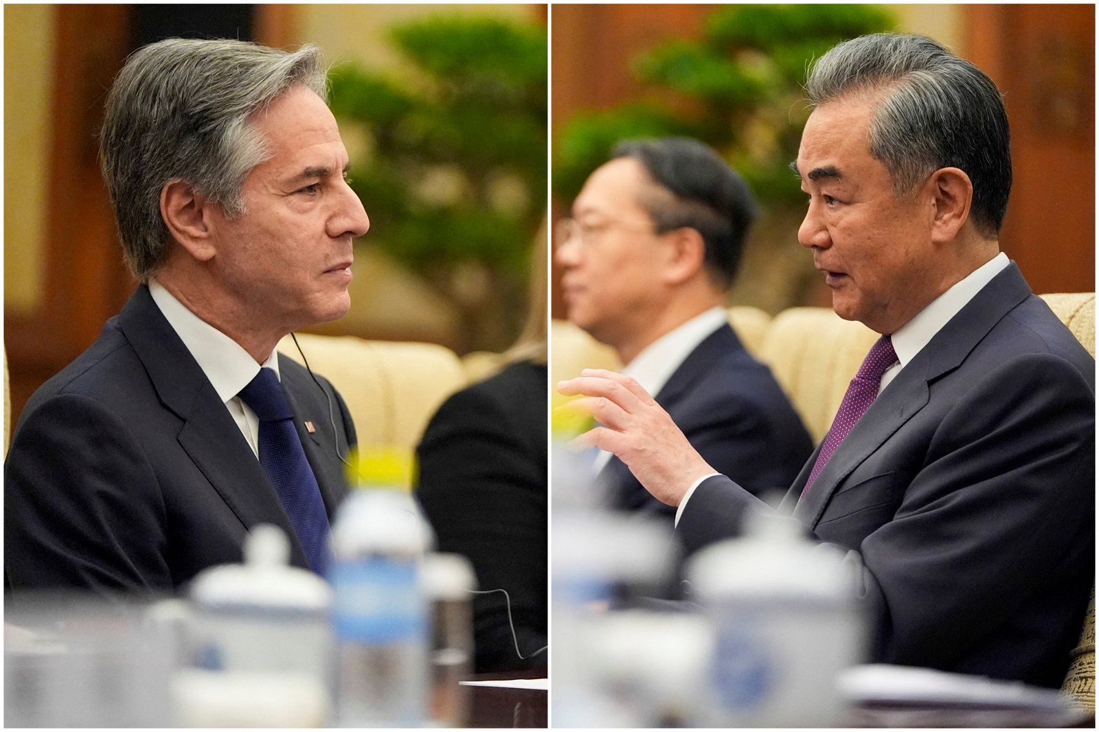 王毅（右）周五在北京钓鱼台国宾馆的会谈中，向布林肯表达中方的关切。（图取自法新社）