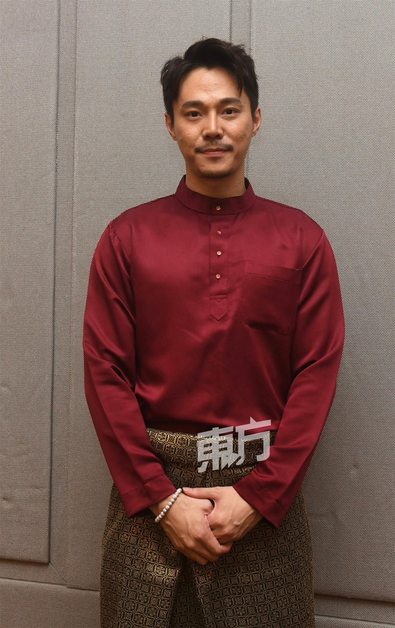 李浩菖首次参演马来电影《Takluk》，他谓也想趁此机会开拓马来市场，未来能朝更多元化发展。