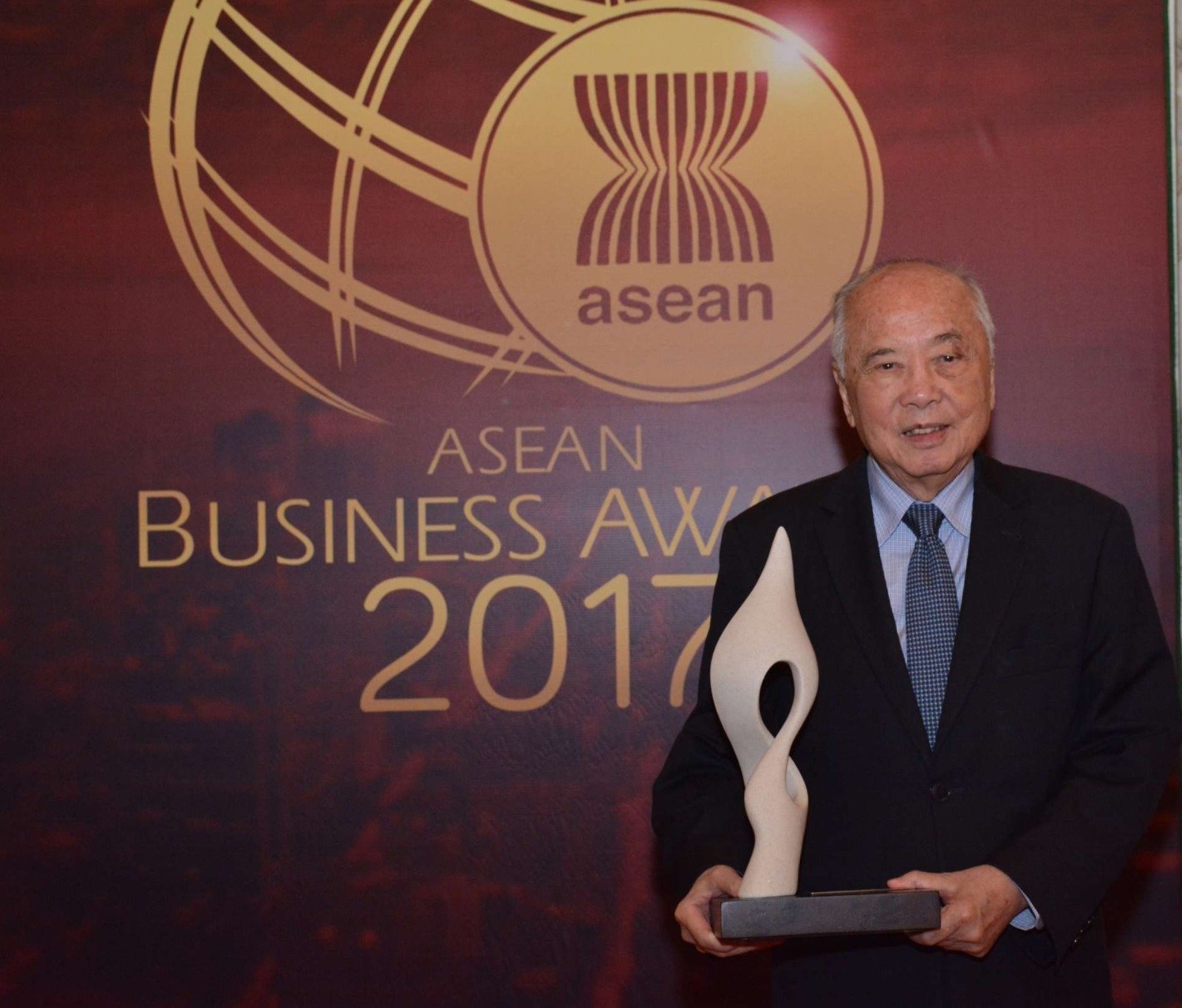黄祖耀曾荣获“东盟商业奖”特别设立的“传承奖”。