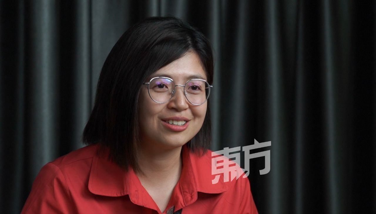马青总秘书苏仪芳（34岁）。