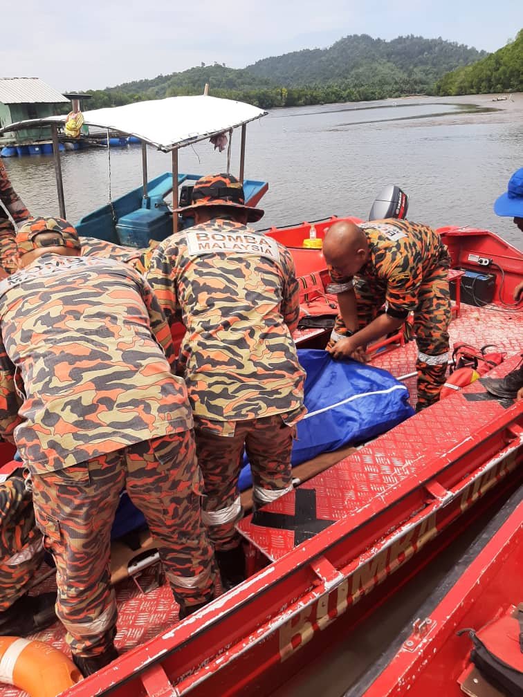 搜救队伍周二陆续寻获钓鱼溺水的3名少年遗体。