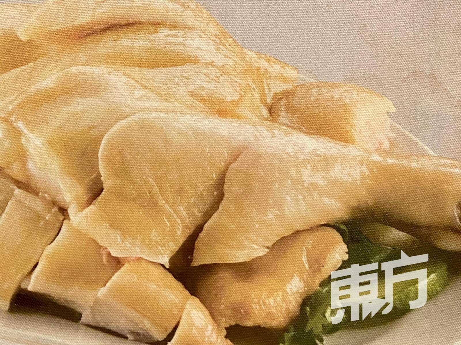海南人认为无鸡不成年，年三十吃团圆饭一定会有鸡肉。
