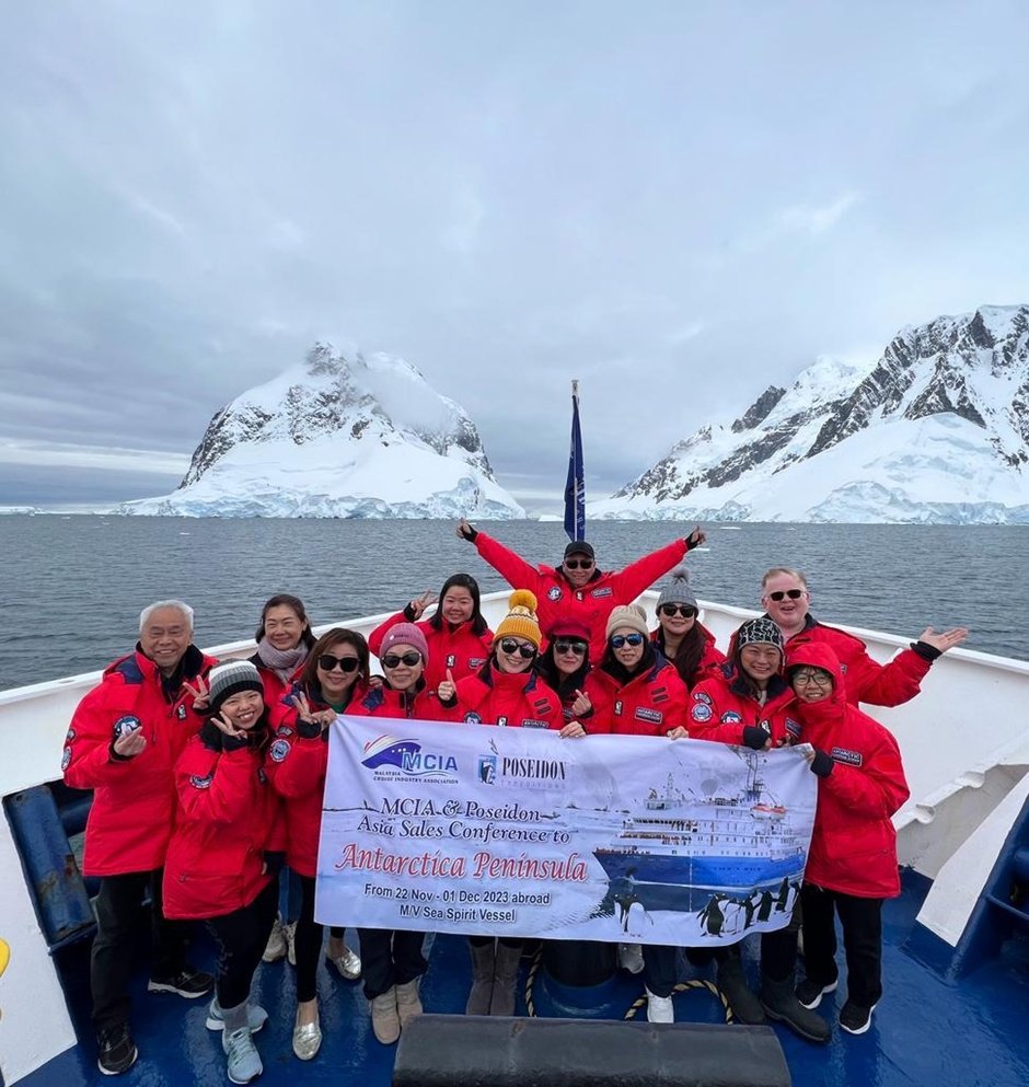 马来西亚邮轮行业工会和波塞冬极地探险在2023年11月共同开启了马来西亚旅游业者的南极探险之旅。
