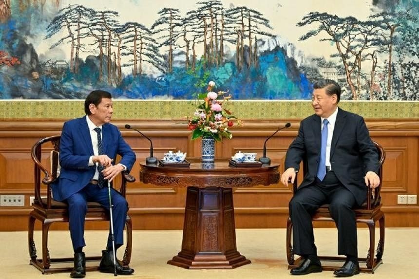 2023年7月，中国国家主席习近平在北京钓鱼台国宾馆会晤访华的菲律宾前总统杜特蒂（图取自中国外交部）
