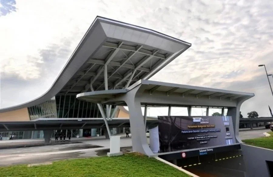 配合柔苏丹上京就任国家元首，当局将于1月31日关闭通往士乃国际机场主要通道。（取自社交媒体）