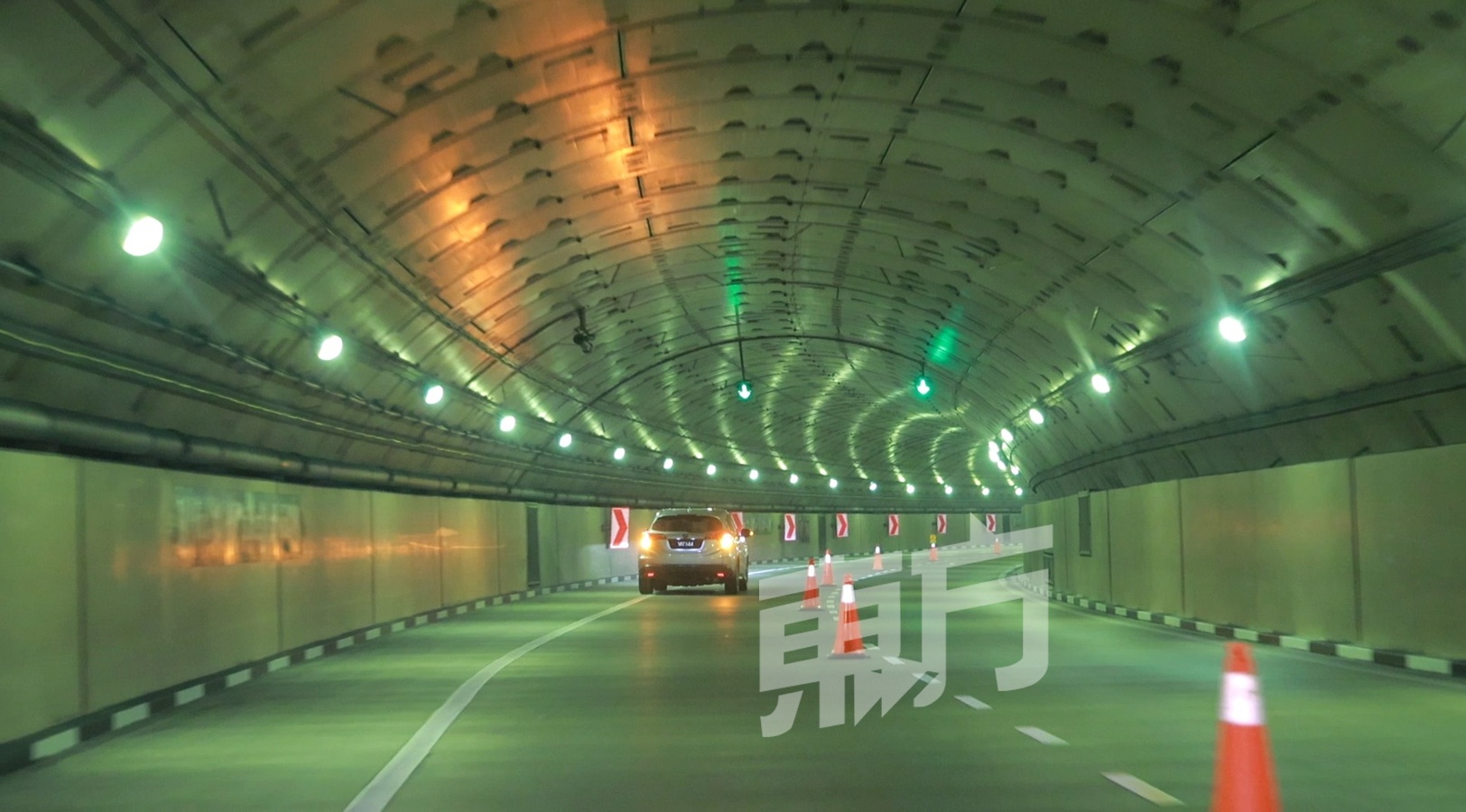SMART隧道具备防洪与交通功能，在没有发生水灾时，隧道将开放允许车辆往返吉隆坡和芙蓉。
