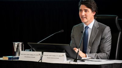 加拿大总理特鲁多当地时间周三，出席调查外国干预选举的听证会。（图取自法新社）
