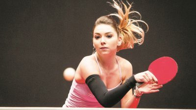 罗马尼亚女单斯佐科斯（图）逆转中国头号种子刘斐，将与新加坡名将冯天薇争夺总决赛冠军。