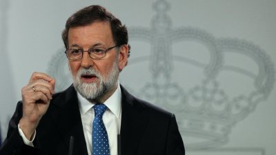 西班牙首相拉霍伊，拒绝与加泰罗尼亚前自治区主席普伊格德莫尼特会谈。