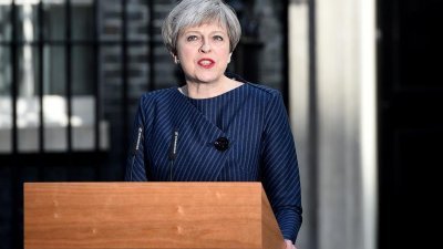 英国首相梅伊3日指控欧洲政治人物“威胁”英国，意图影响大选结果。