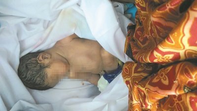 初生女婴被遗弃在峇都丁宜海边的小贩中心，因无人发现，让一个新生命变成一具冷冰冰的遗体。