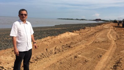 州议员莫哈末纳西尔指填海计划危害环境生态。