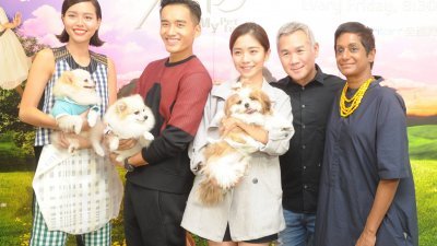 林绿（ 左起）、陈泽耀、陈子颖、黄国翔以及佐古咖荙丝出席记者放映会， 并在现场分享拍戏的趣事与心得。