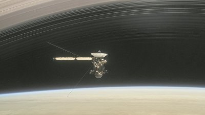 “卡西尼”号太空船于4月26日，展开探测土星和土星环之间的最终任务。