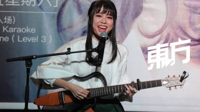 何沛璇现场演唱了多首歌曲，并表示在音乐路上会不断努力，不让支持她的人失望。