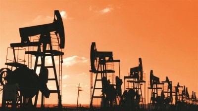 油价升至70美元，OPEC料年中开始逐步结束减产。
