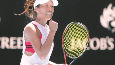 中华台北一姐谢淑薇（图），爆冷淘汰西班牙女单3号种子兼温网冠军穆古拉扎后，激昂庆祝。