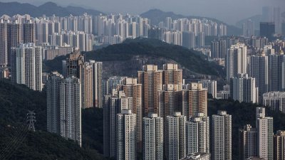 香港房价对入息率创新高，意味著一个家庭须不吃不喝19.4年才能买得起一间住房。