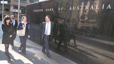 澳洲央行连续21次维持1.5%的低利率。