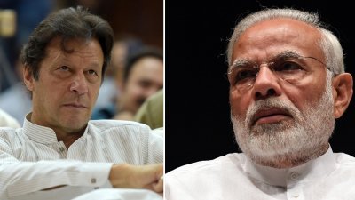 巴基斯坦正义运动党在周四的国会选举中获胜，领袖伊姆兰汗（左图）预计将成为总理。印度总理莫迪周一致电伊姆兰汗道贺。