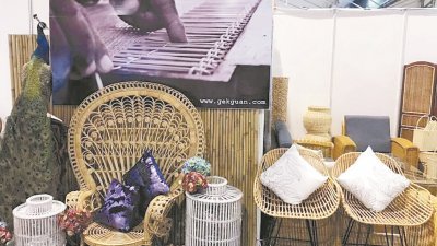 玉元企业所生产的藤竹木家具摆饰品创意实用兼具，中西室内设计皆宜。