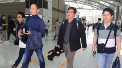 韩国记者团终获朝鲜放行。