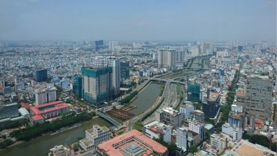 与周边国家相比，越南的房产价格相当低，因而吸引越来越多的外籍人士投资。