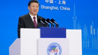 中国国家主席习近平，在首届中国国际进口博览会开幕式上发表演讲。