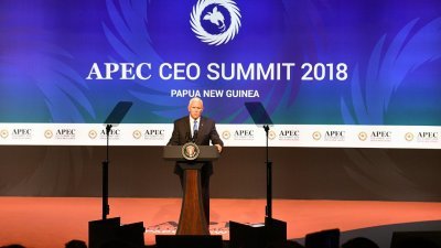 彭斯周六在APEC工商领袖峰会上发表讲话，对中国火力全开，批评中国“一带一路”计划。