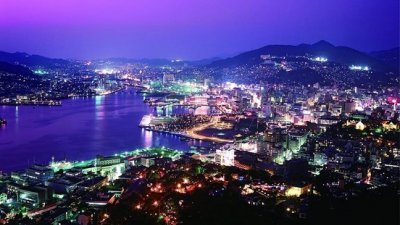 日本新三大夜景第一名落在长崎市。