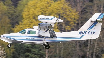 Lake Renegade la-270型号是美国莱克公司旗下的一款水陆两栖飞机。图为1988年机种。
