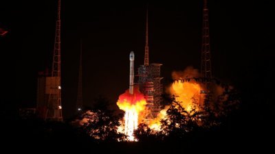 中国于上周三晚上10时07分，在西昌卫星发射中心以“一箭双星”方式，发射两颗北斗导航卫星。