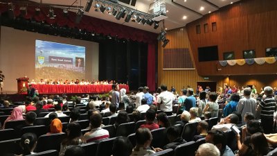槟州政府首次邀请槟城论坛出席担任槟州交通大蓝图公共谘询的演讲人之一，现场共有800名民众出席。