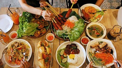 “越南味”餐馆提供越南河粉、越南咖啡、越南法式面包、越南鸡排饭等不同的越南美食，深获消费者的好评。