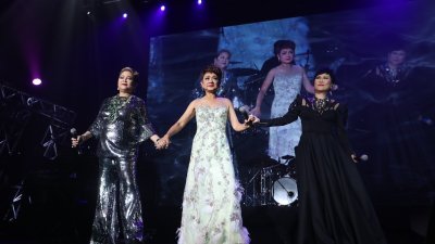 三大天后玛俐亚（左起）、叶丽仪和陈洁灵与歌迷定下30年之约，在2049年开办退休演唱会，并仍获得歌迷支持。