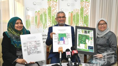卡立沙末(中)公布，国家公园理事会将展开位于武吉加拉当中274.31英亩地段颁布为绿肺（联邦公园）的工作，左起为哈惹罗西达以及罗汀娜。（摄影：张真甄）