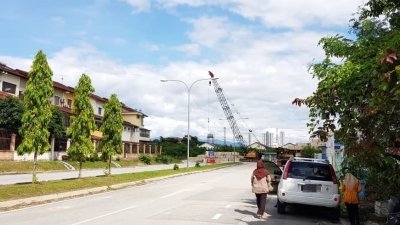 吉隆坡市政局劝请民众勿贪一时之快，而冒险闯入工程路段。