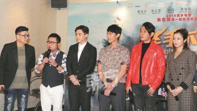 梁志强带领《杀手不笨》一众演员来马为电影宣传。