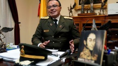 委内瑞拉派驻美国的武官席尔瓦上校倒戈，宣布与总统马杜罗及其政府断绝关系，并呼吁其他军官支持反对派领袖。