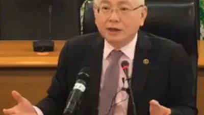 魏家祥召开记者会再度反击自立合作社董事主席黄炳火。