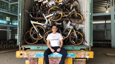 迈克购买了大批废置的Ofo和oBike脚踏车运送回缅甸，再分发到乡区给孩子使用，让他们能够骑脚踏车上学。（照片取自《今日报》网站。）