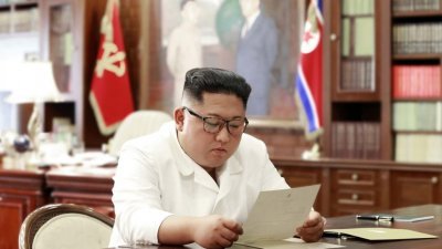 外界目前无法得知信件内容，但朝鲜官媒指，最高领袖金正恩对信中包含良好的内容感满意。