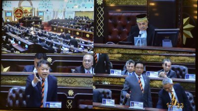 陈长锋（左下）疑在议会厅内怒甩议会常规，引起砂政党联盟议员炮轰。右下为阿都卡林，要求陈长锋道歉。